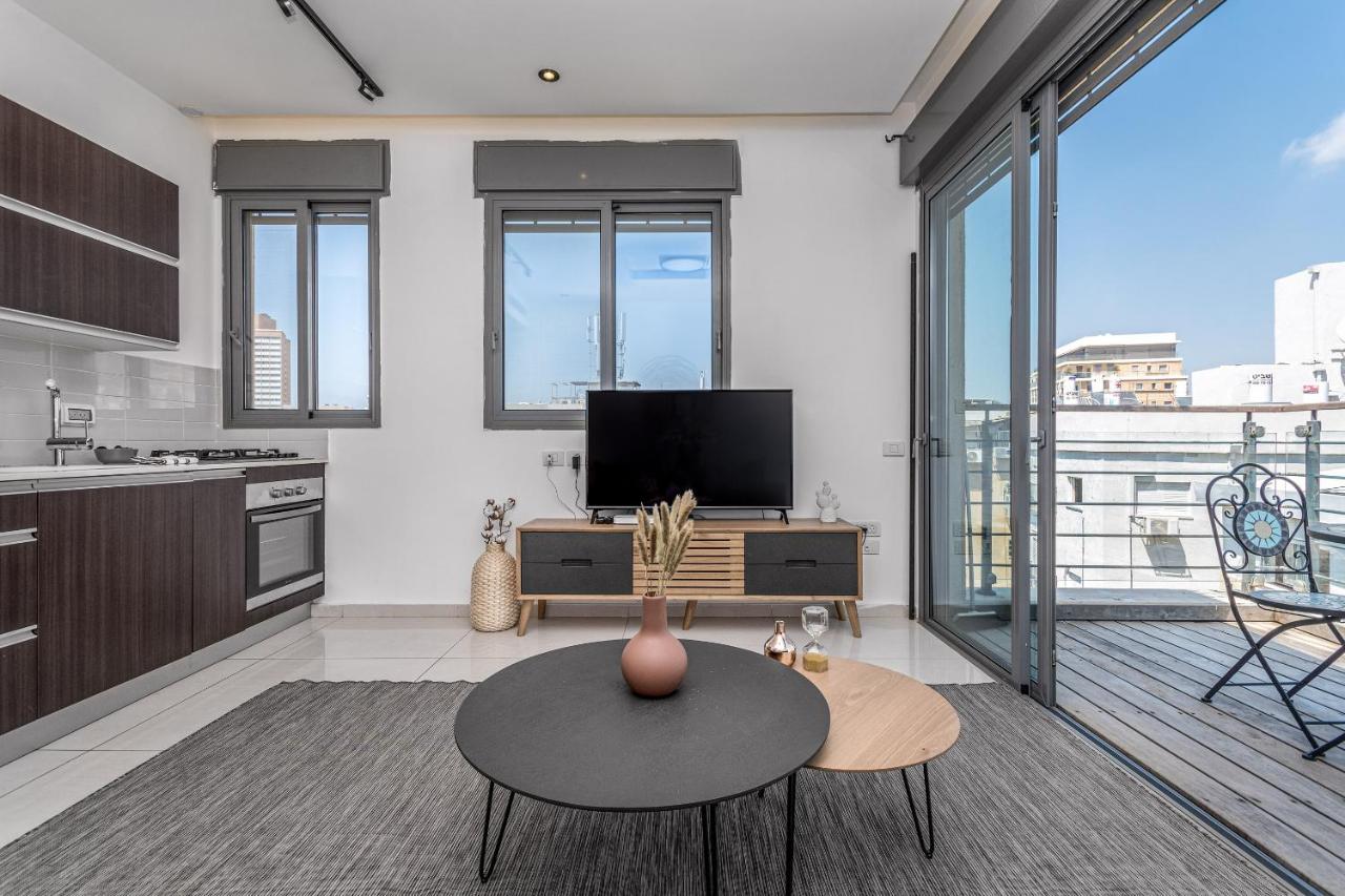 Superb 1,5 Bdr W Balcony Close To The Beach Tel Aviv Dış mekan fotoğraf